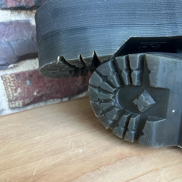 SOLD 🔥 Dolls Kill x Dr. Martens Jadon Hi Max Boots/Platform Boots - Picture 11 of 16